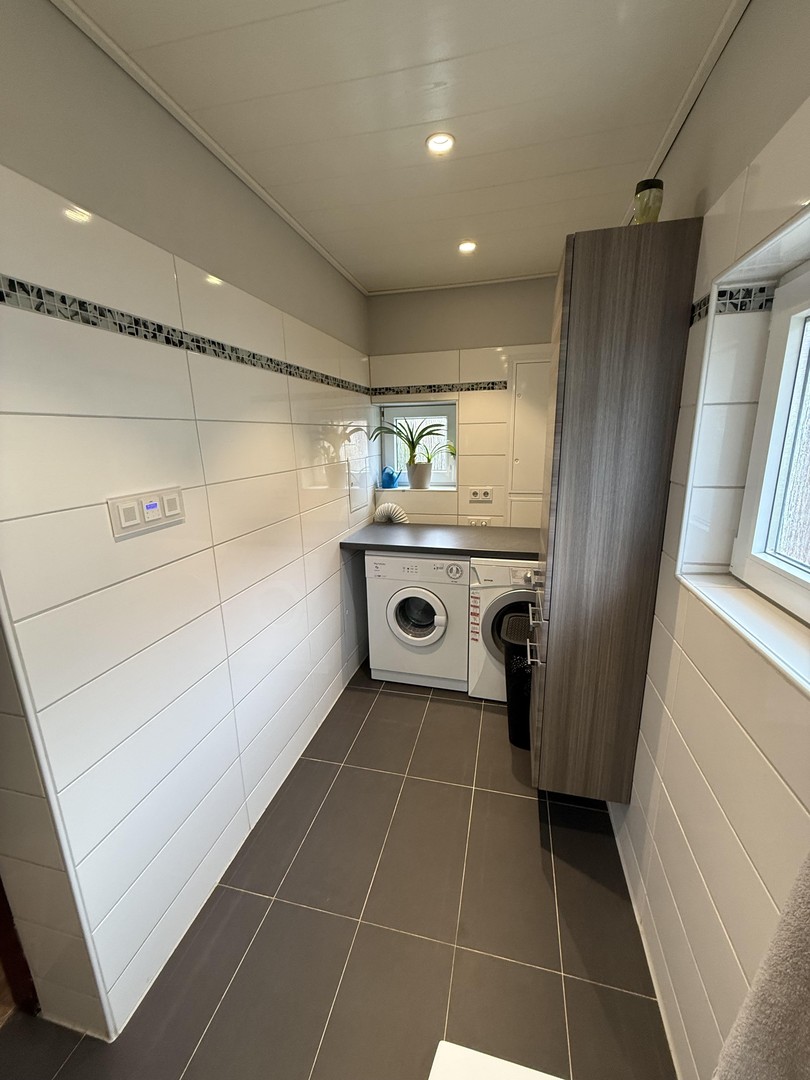 Property thumbnail 9