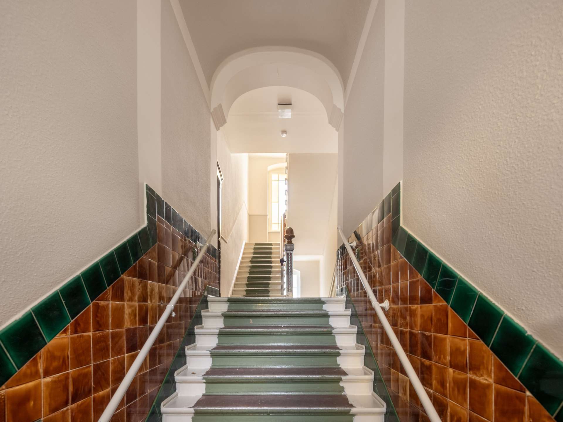 Property thumbnail 6