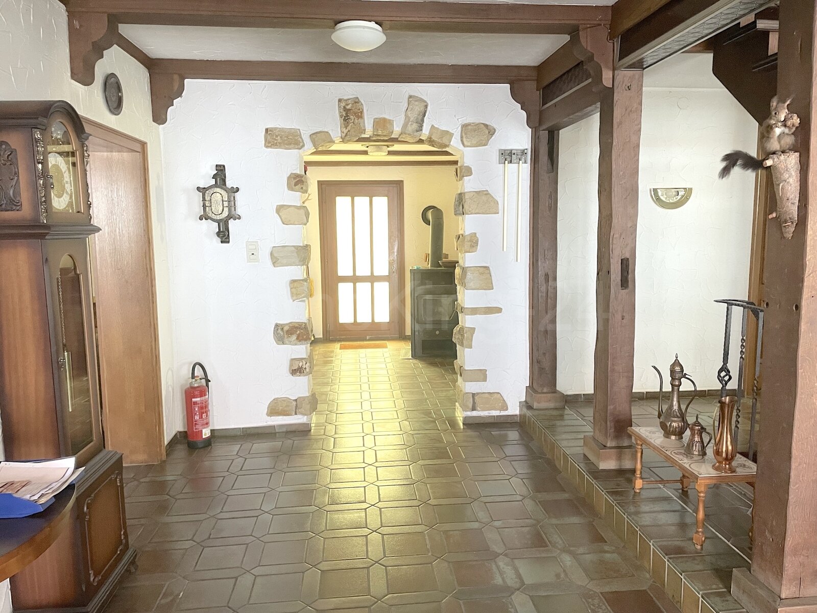 bg