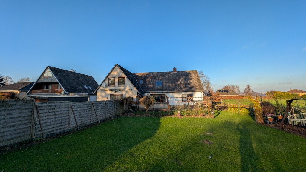 Immobilie in Fahrdorf - Attraktives Doppelhausensemble in Fahrdorf nahe der Schlei Ideal für Kapitalanleger und Eigennutzer! - Bild 2