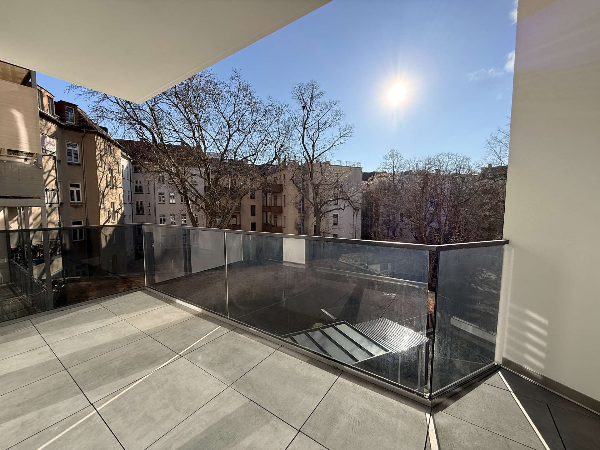 Property thumbnail 12