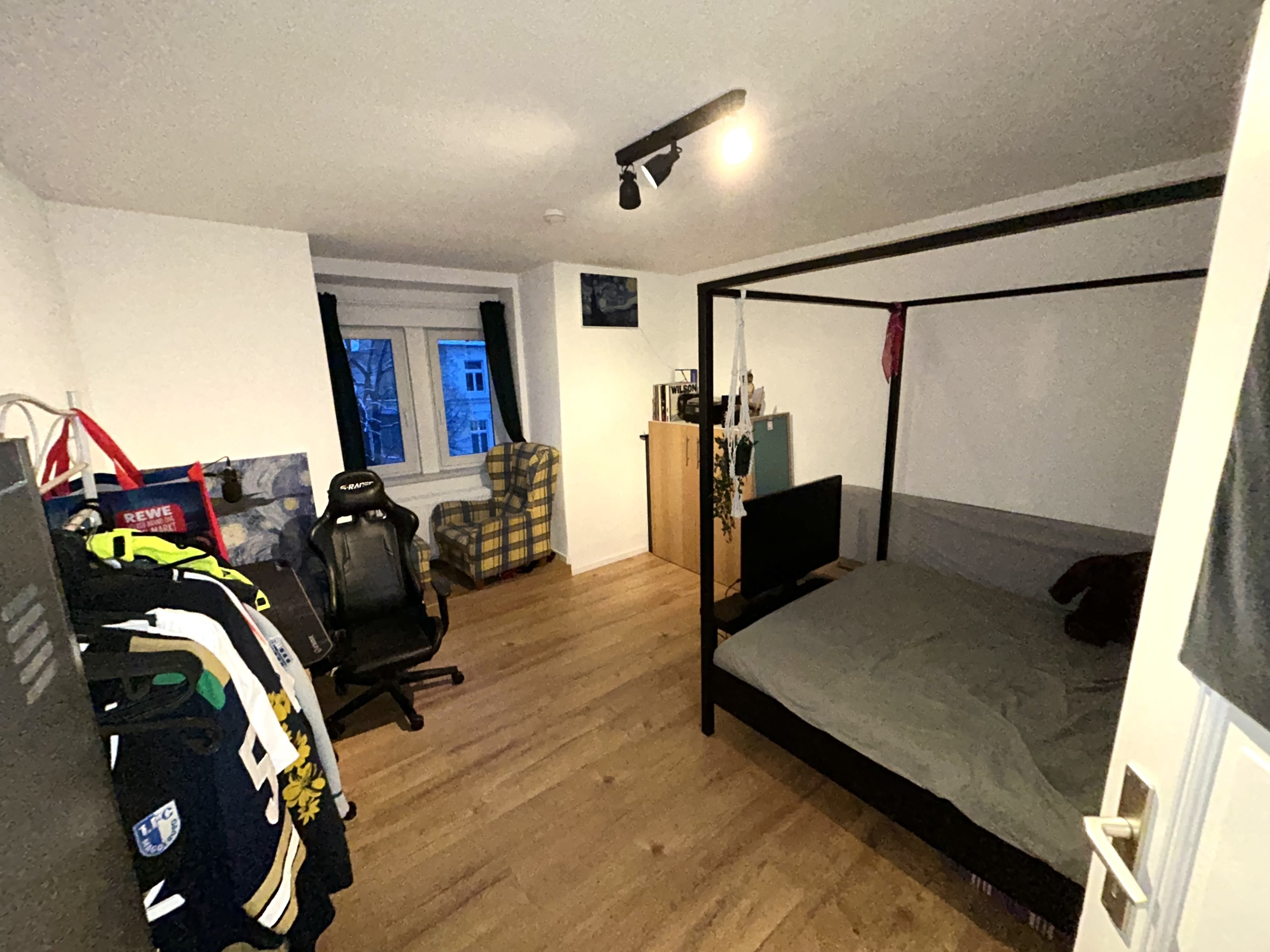 Property thumbnail 6