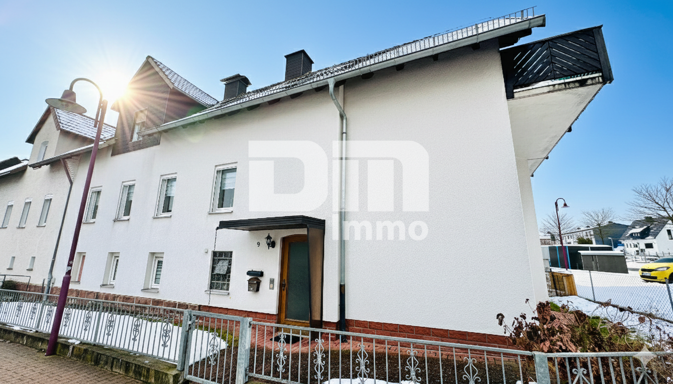 Modernisierte DHH mit Anbauten + Garagen in Traumlage mit Wintergarten, Terrasse und Garten – Kaufungen , Hess – Vorschaubild 2