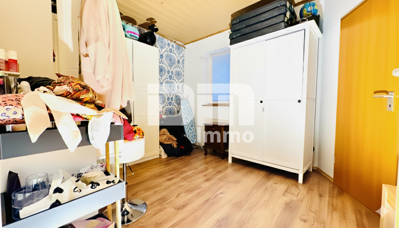 Modernisierte DHH mit Anbauten + Garagen in Traumlage mit Wintergarten, Terrasse und Garten – Kaufungen , Hess – Vorschaubild 14