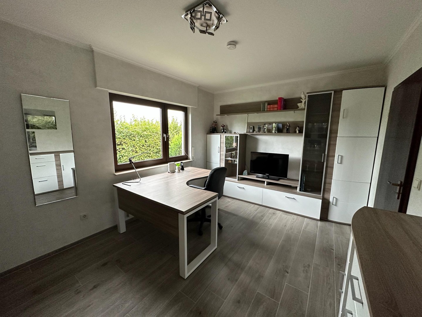 Property thumbnail 13