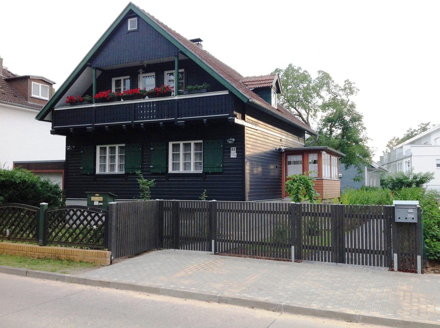 Property thumbnail 2