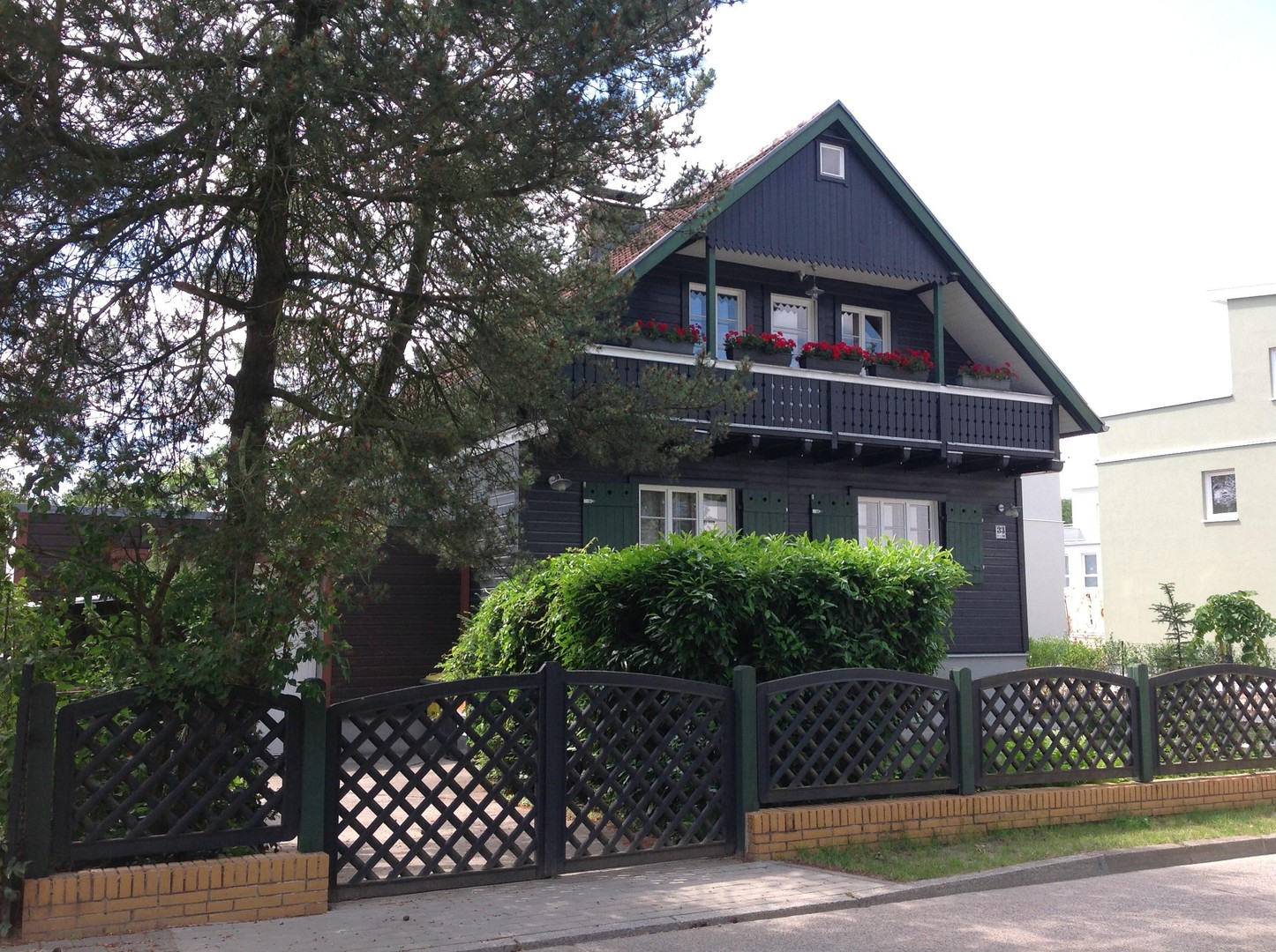 Property thumbnail 4