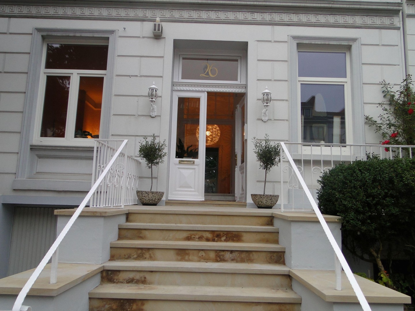 Property thumbnail 2