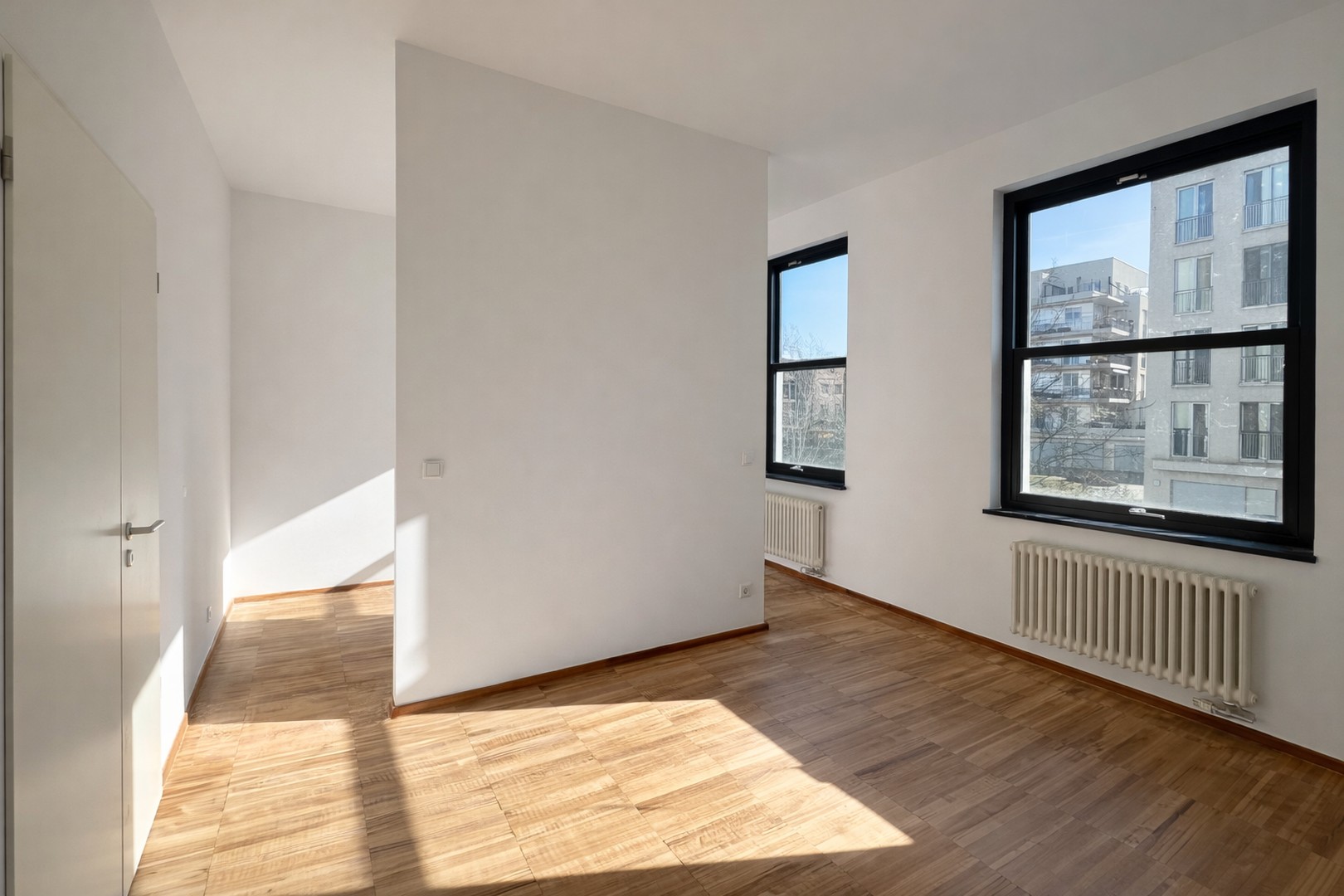 Property thumbnail 9