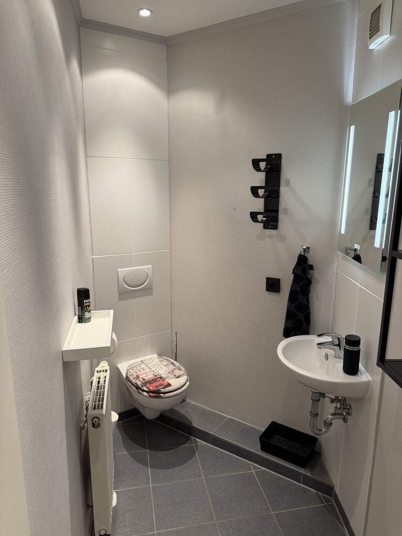 Property thumbnail 3