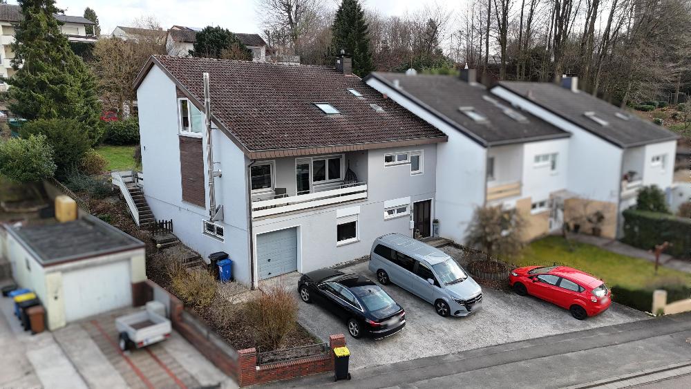 +++ Architektur mit Charakter – Modernes Einfamilienhaus mit Einliegerwohnung, Balkonen und Garage in bevorzugter Wohnlage+++ – Pirmasens – Bild 1 von 41
