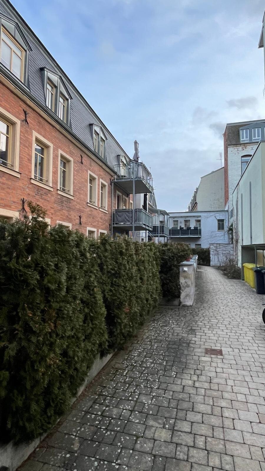 Property thumbnail 10