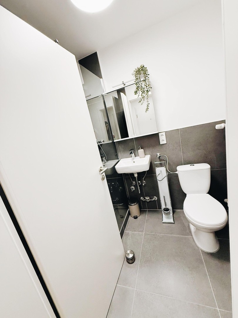 Property thumbnail 8