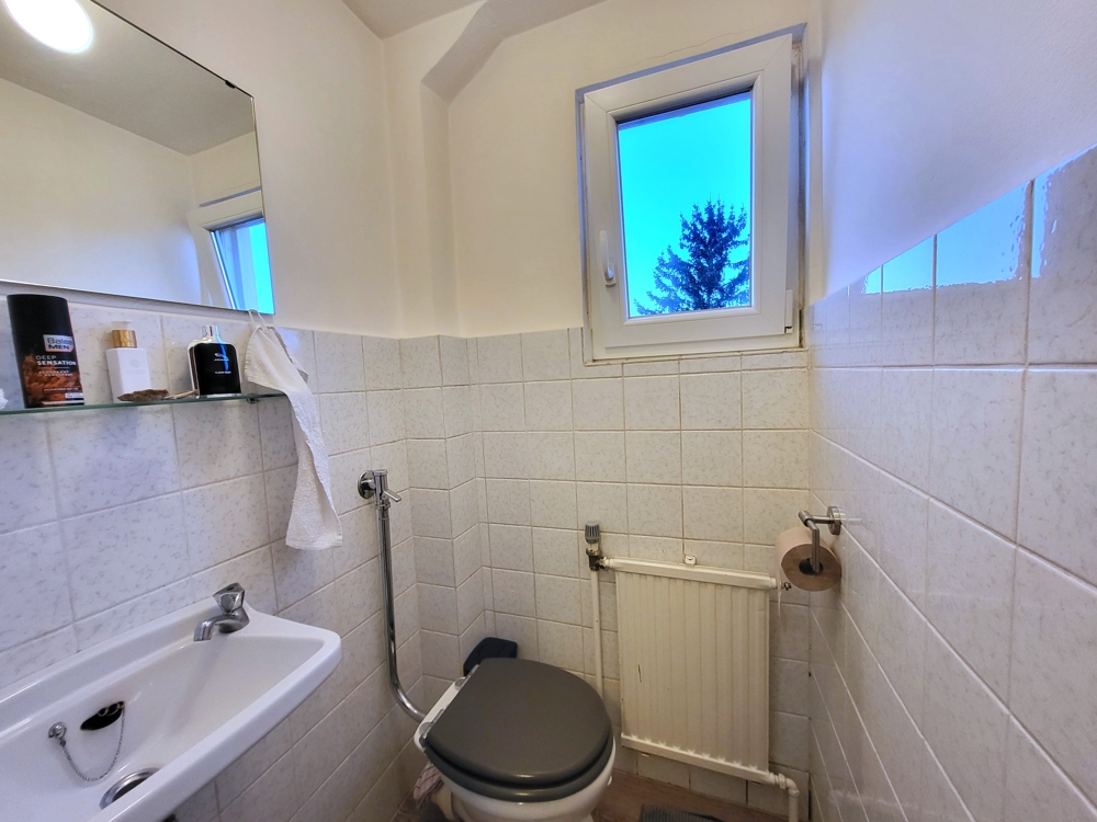 Property thumbnail 9