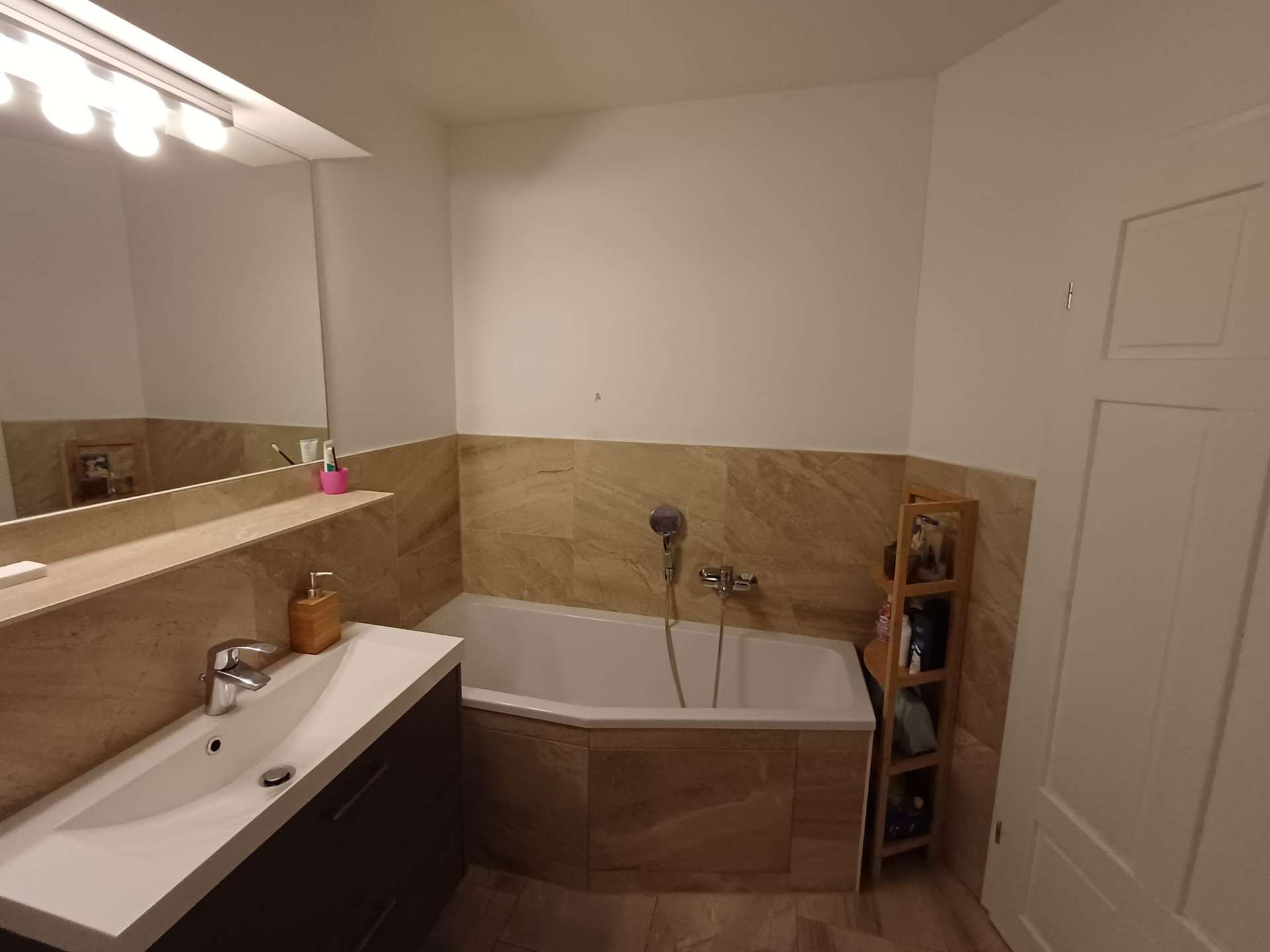 Property thumbnail 10