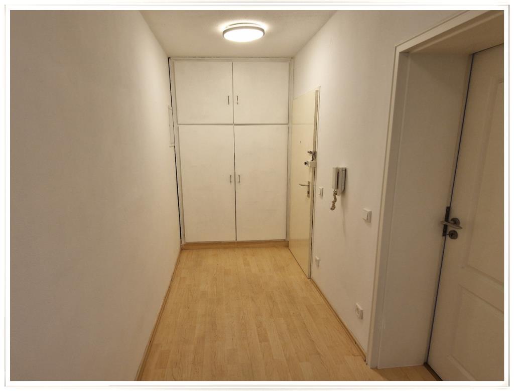 "Eigener Herd ist Gold Wert"! Gut geschnittene 3-Zimmer-ETW in zentrumsnaher Lage von Ingolstadt – Ingolstadt – Vorschaubild 3
