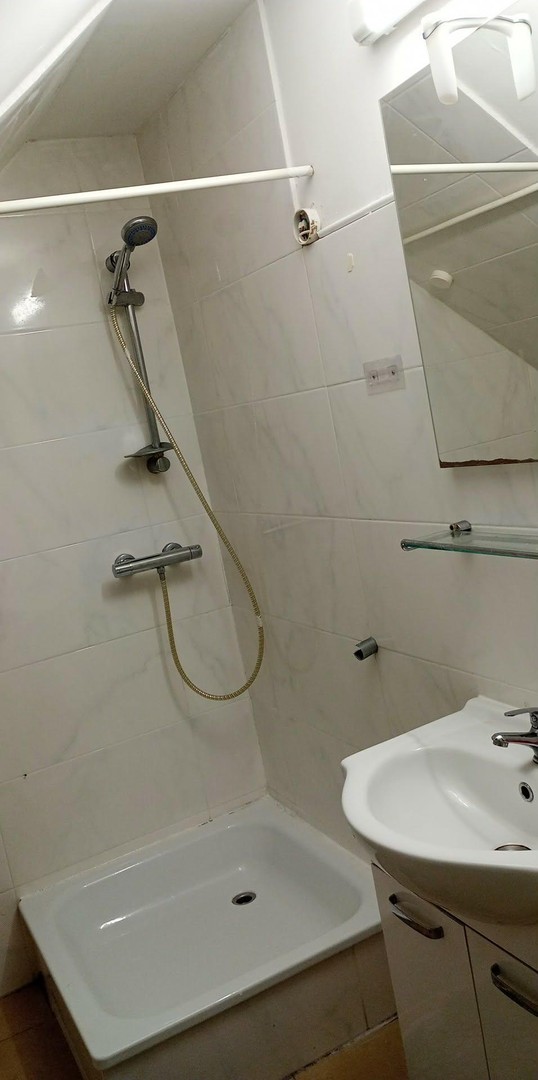 Property thumbnail 8