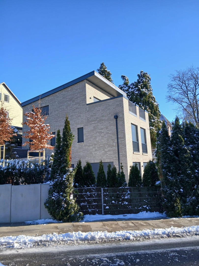 Property thumbnail 3