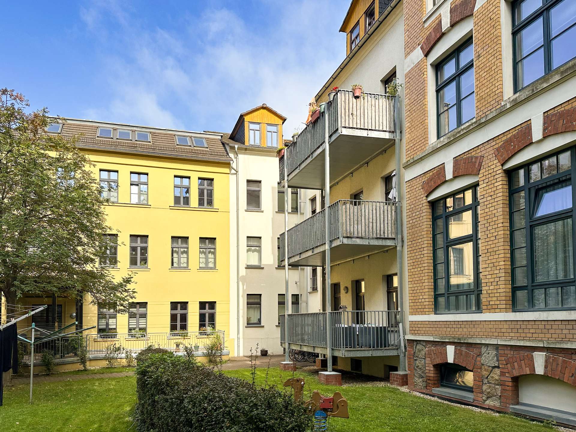 Property thumbnail 2