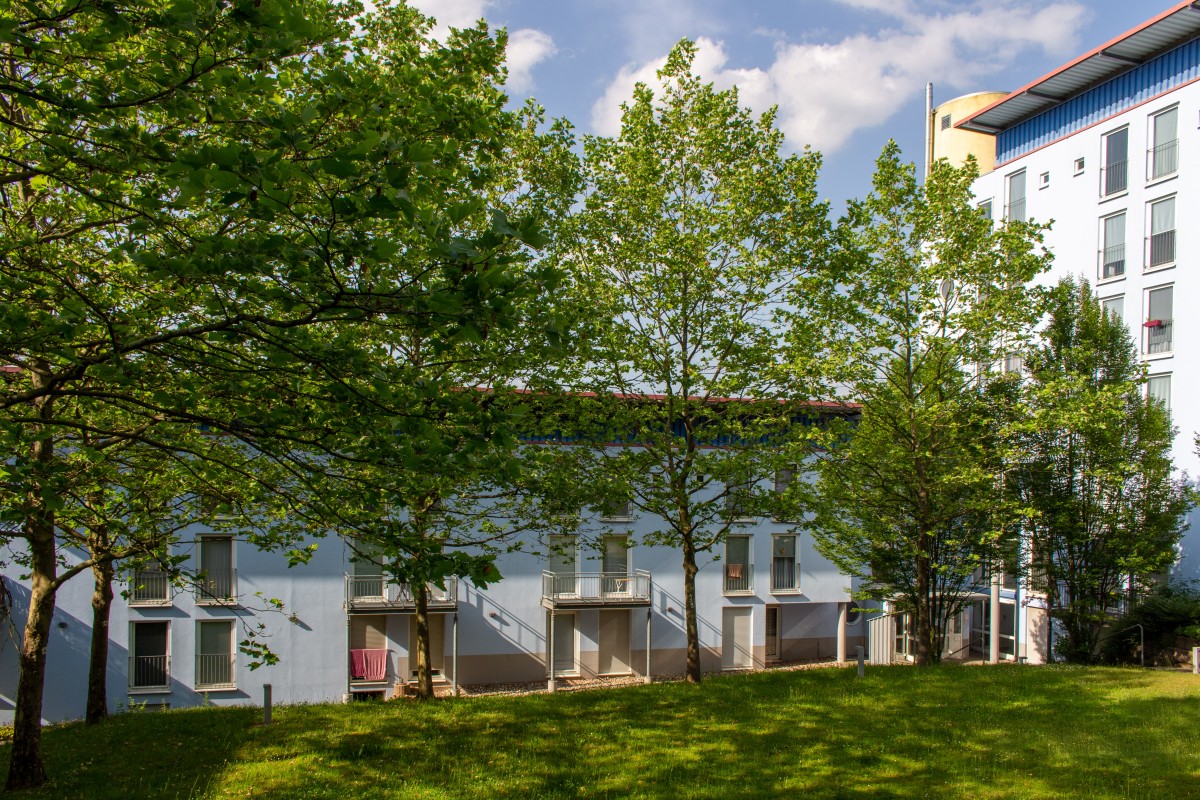 Property thumbnail 2