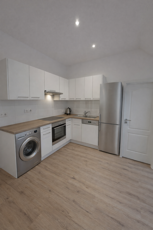 Property thumbnail 13