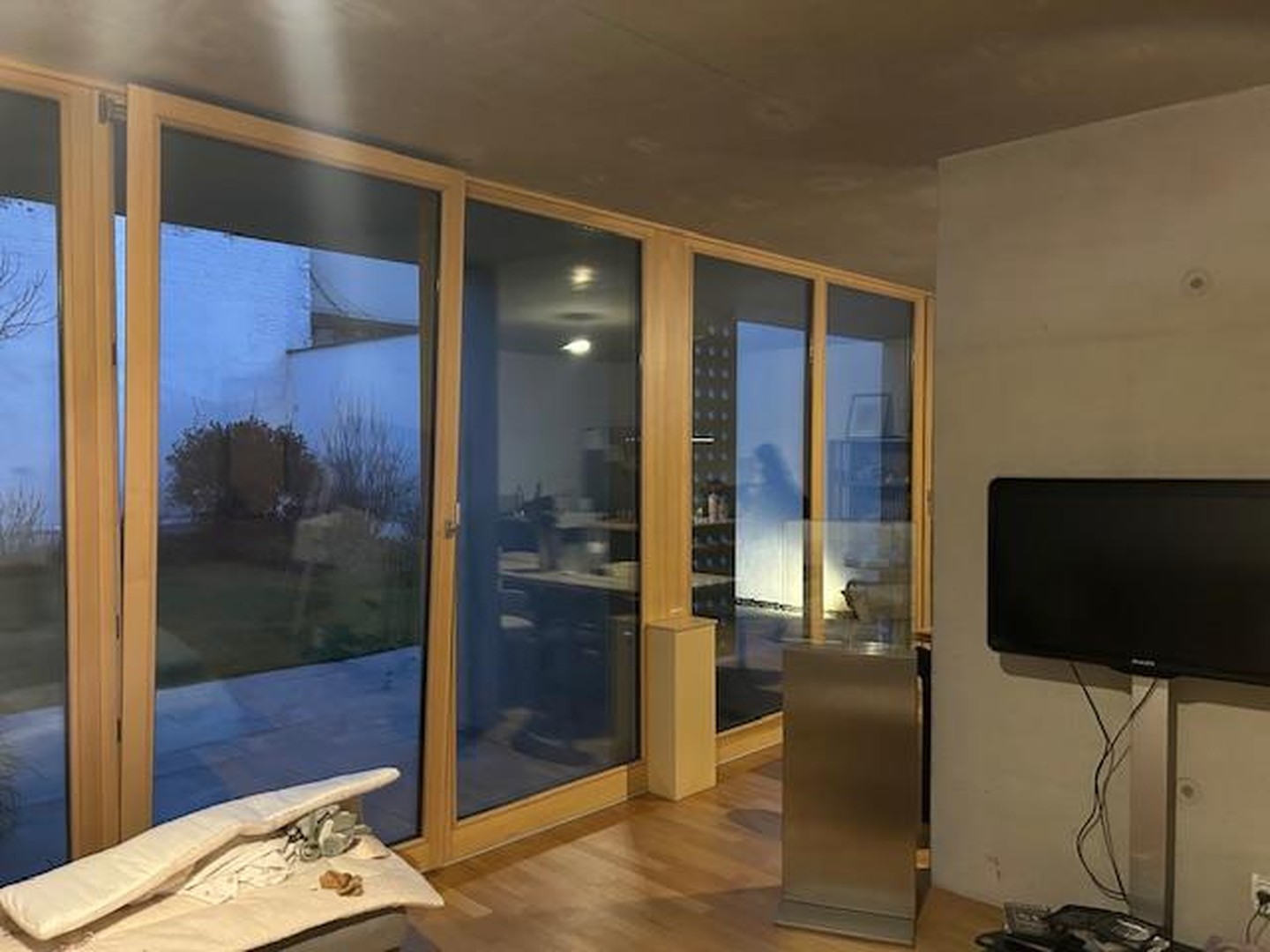 Property thumbnail 9