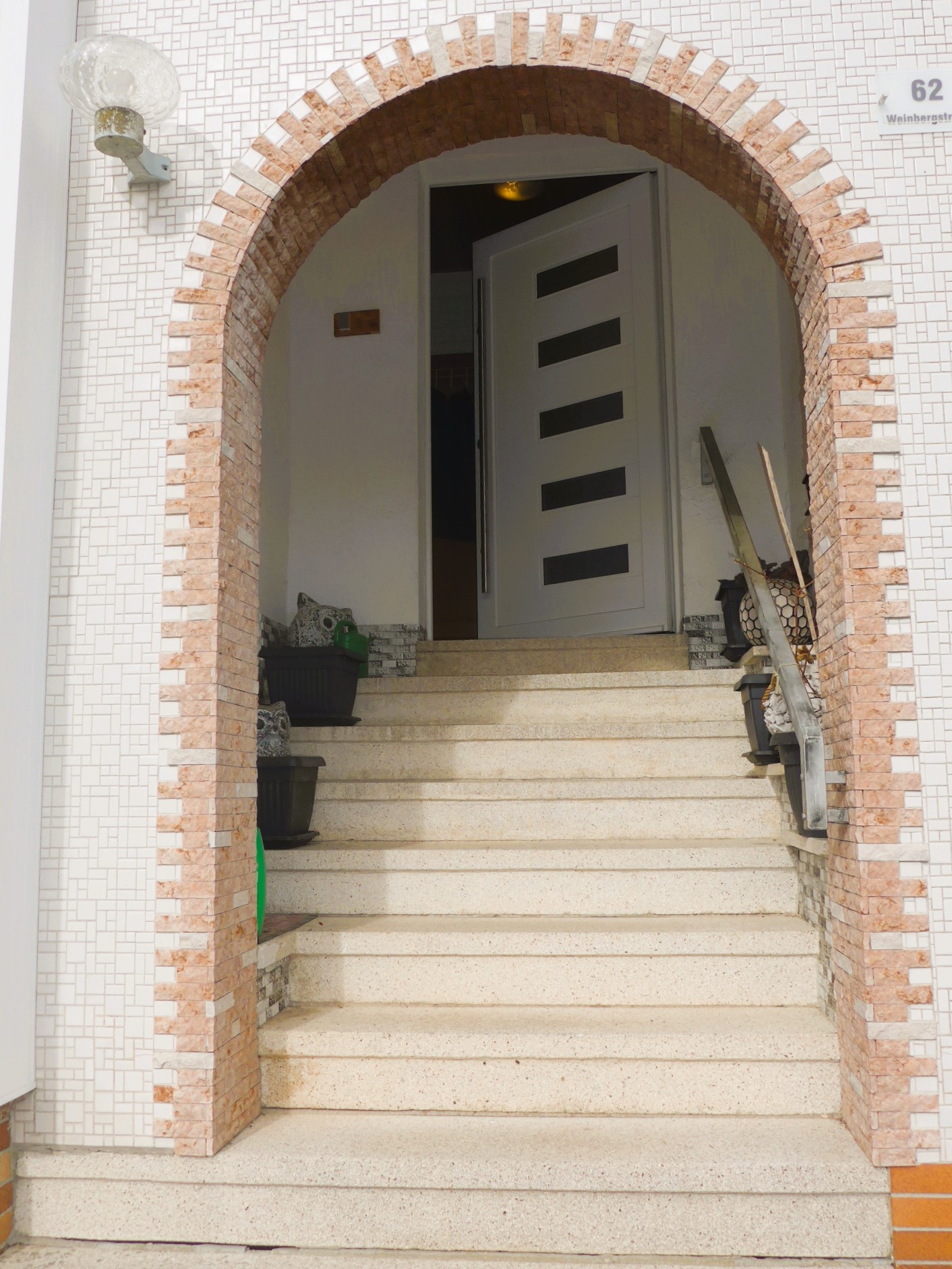 Immobilie in Rödental - Großzügiges Einfamilienhaus in ruhiger Lage Rödentals - Bild 2