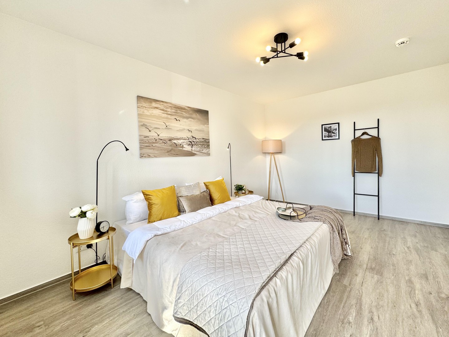 Property thumbnail 9