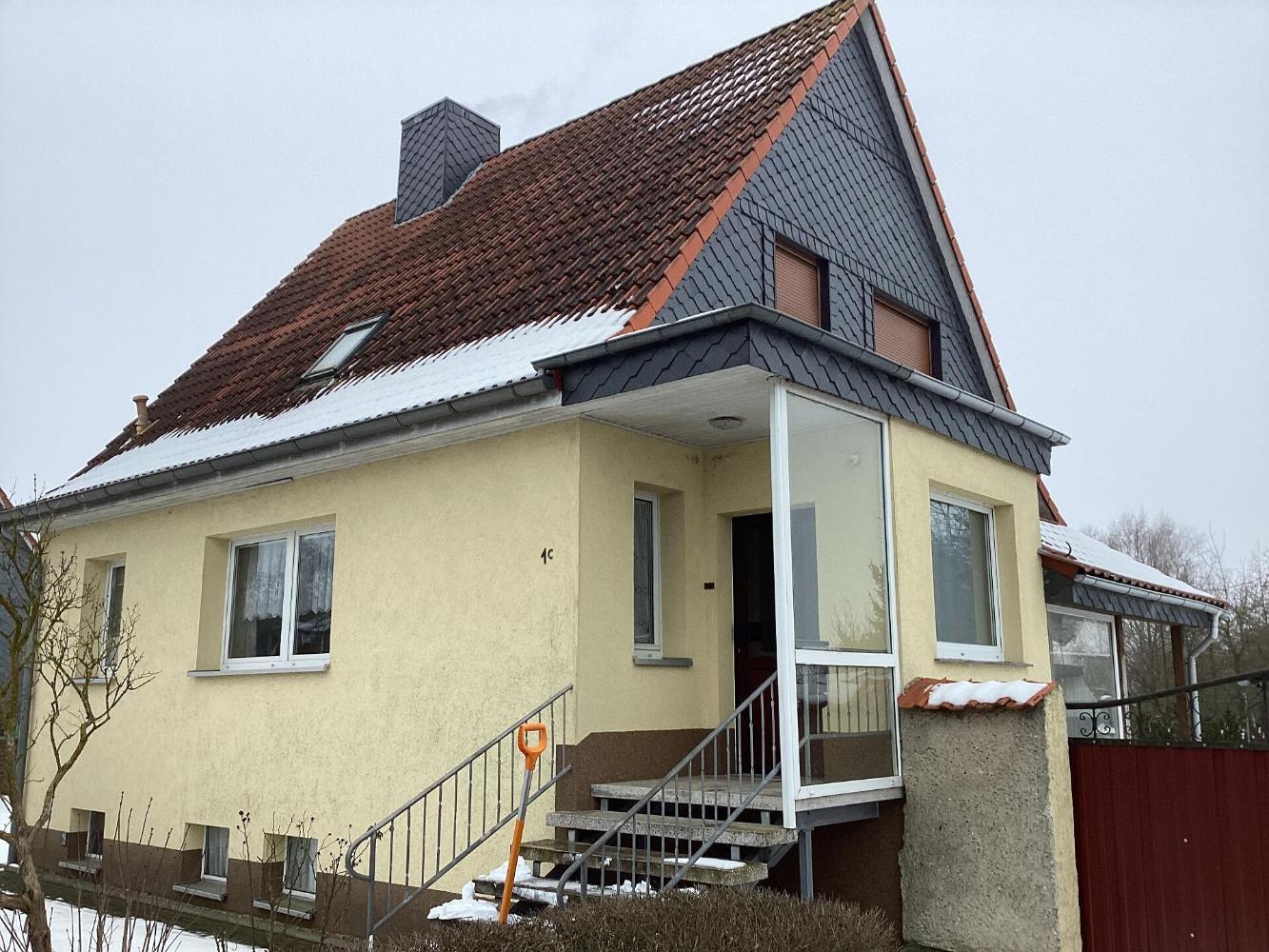 Dieses Einfamilienhaus ist in Massivbauweise mit viel Nebengebäude – Diesdorf – Vorschaubild 4