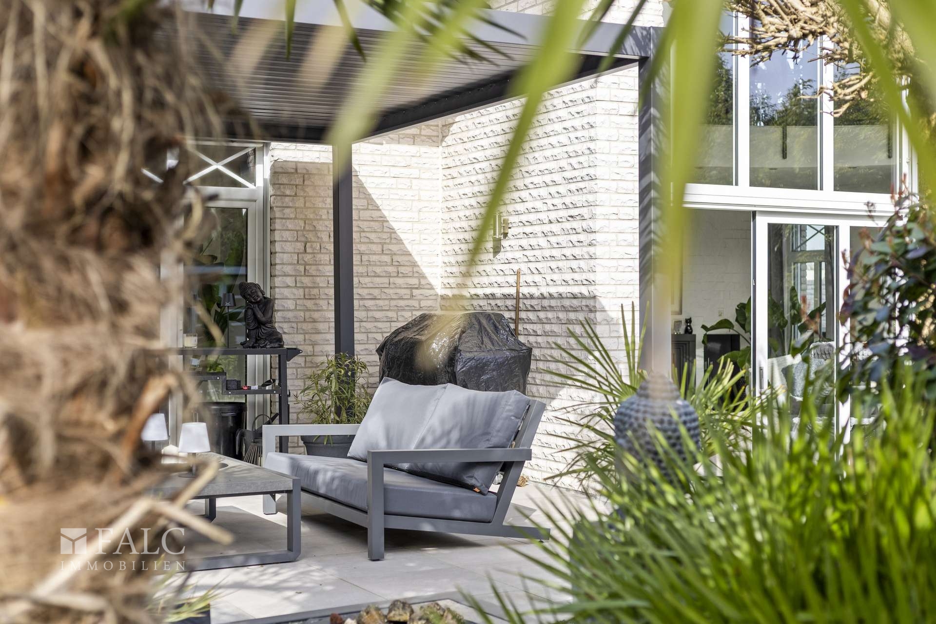 Großzügiges Einfamilienhaus mit Galerie, privater Gartenanlage und Garage in ruhiger Lage – Voerde (Niederrhein) – Vorschaubild 14