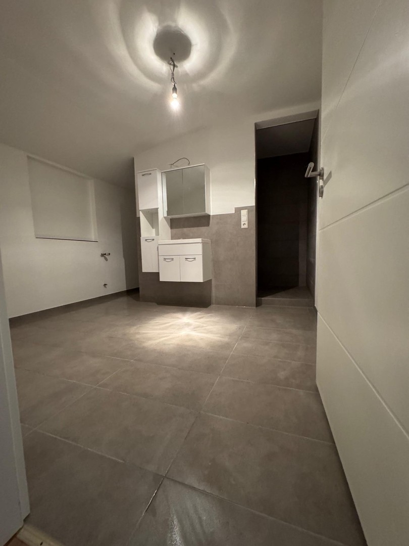 Property thumbnail 25