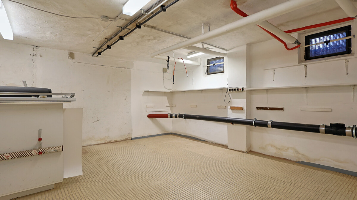 Property thumbnail 9