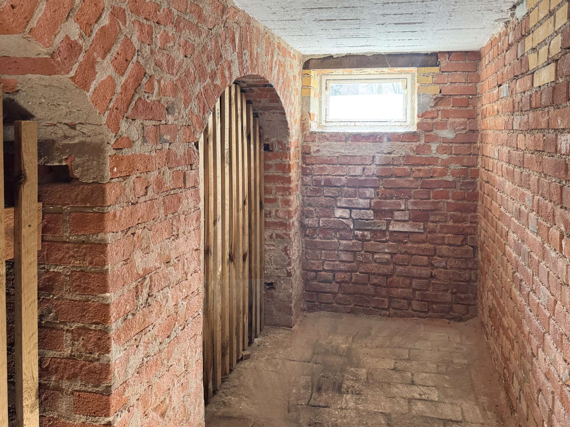 Property thumbnail 8