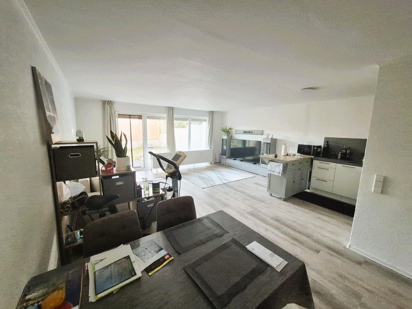 Property thumbnail 2