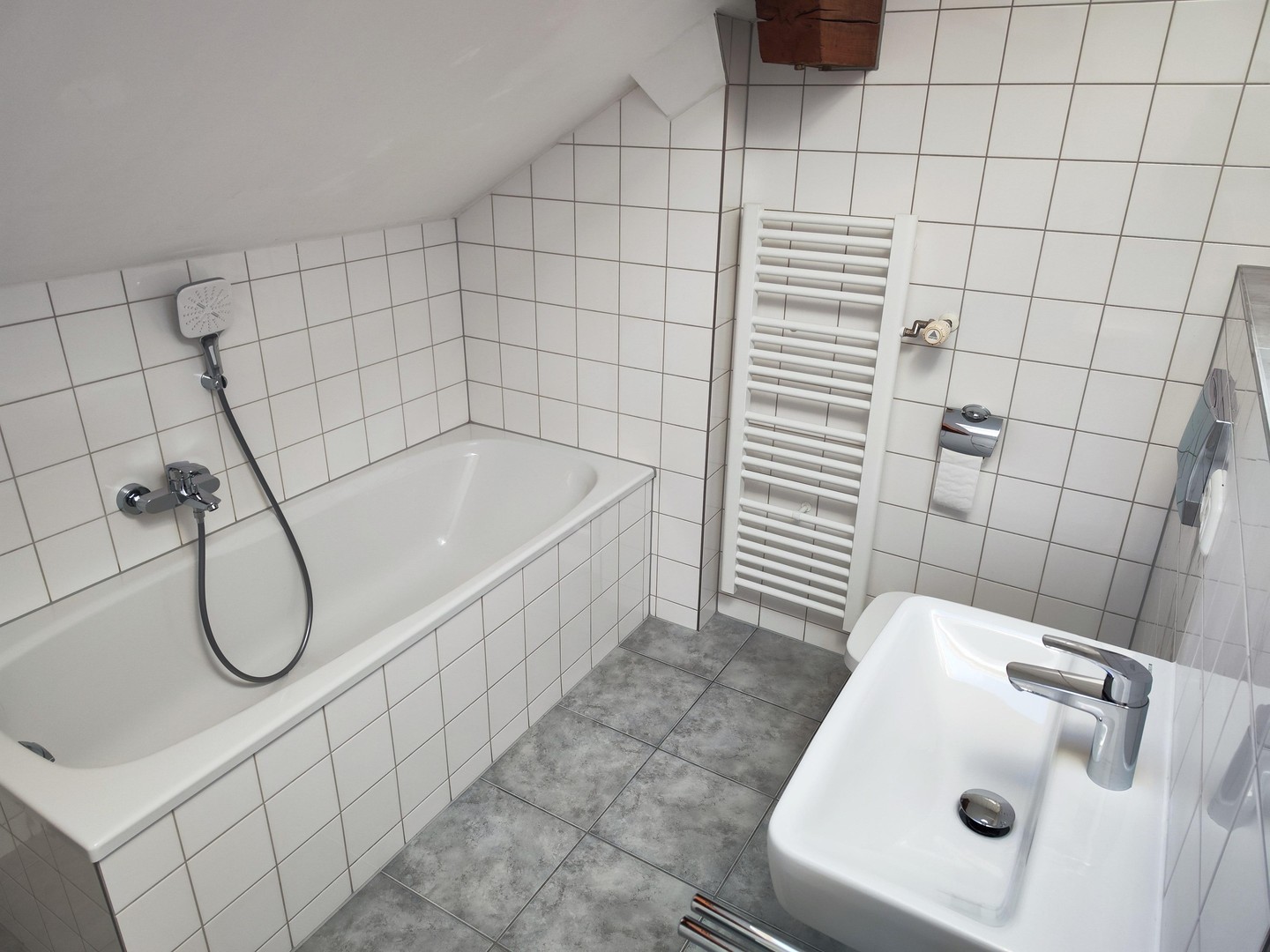 Property thumbnail 6