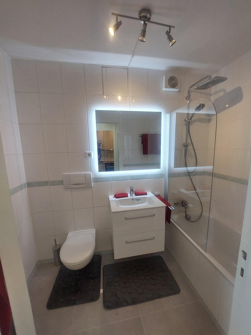 Property thumbnail 8