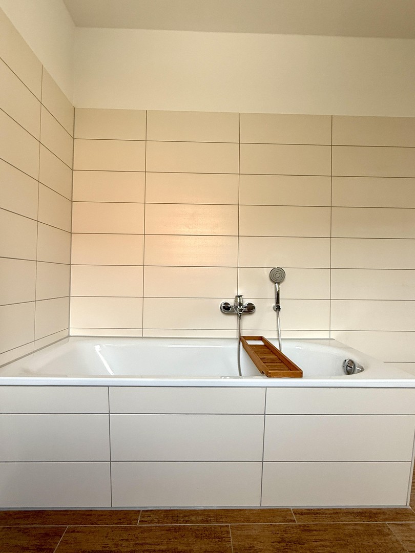 Property thumbnail 12