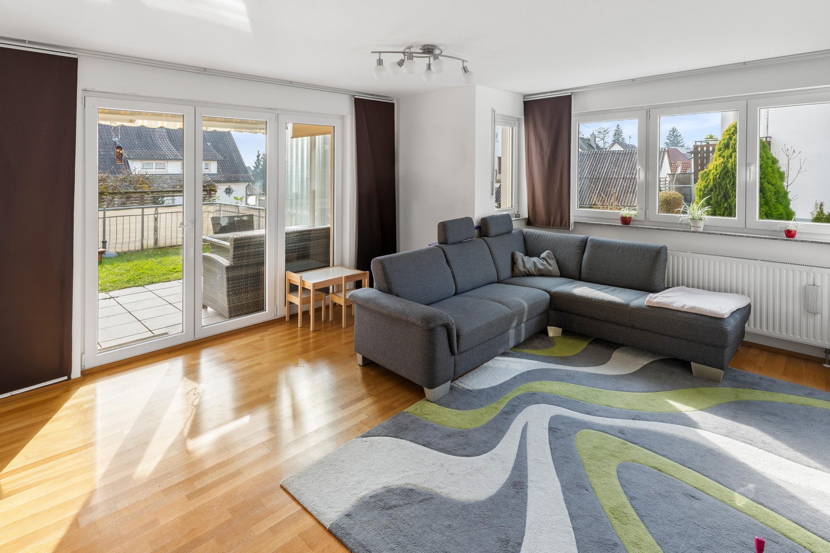 Property thumbnail 3