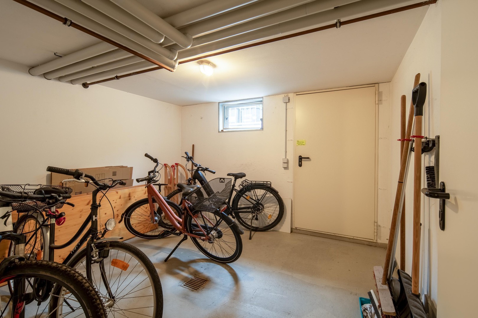 Property thumbnail 12