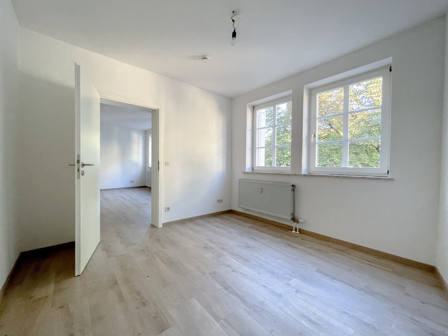 Property thumbnail 11