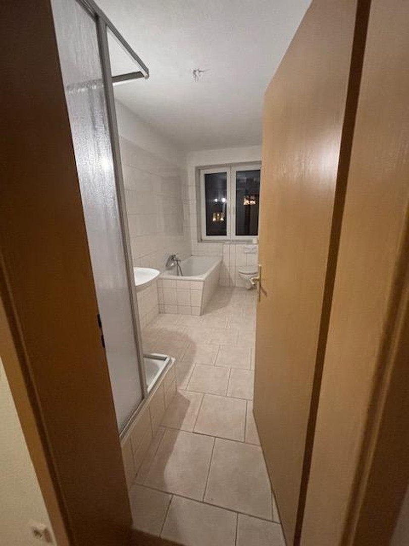 Property thumbnail 8