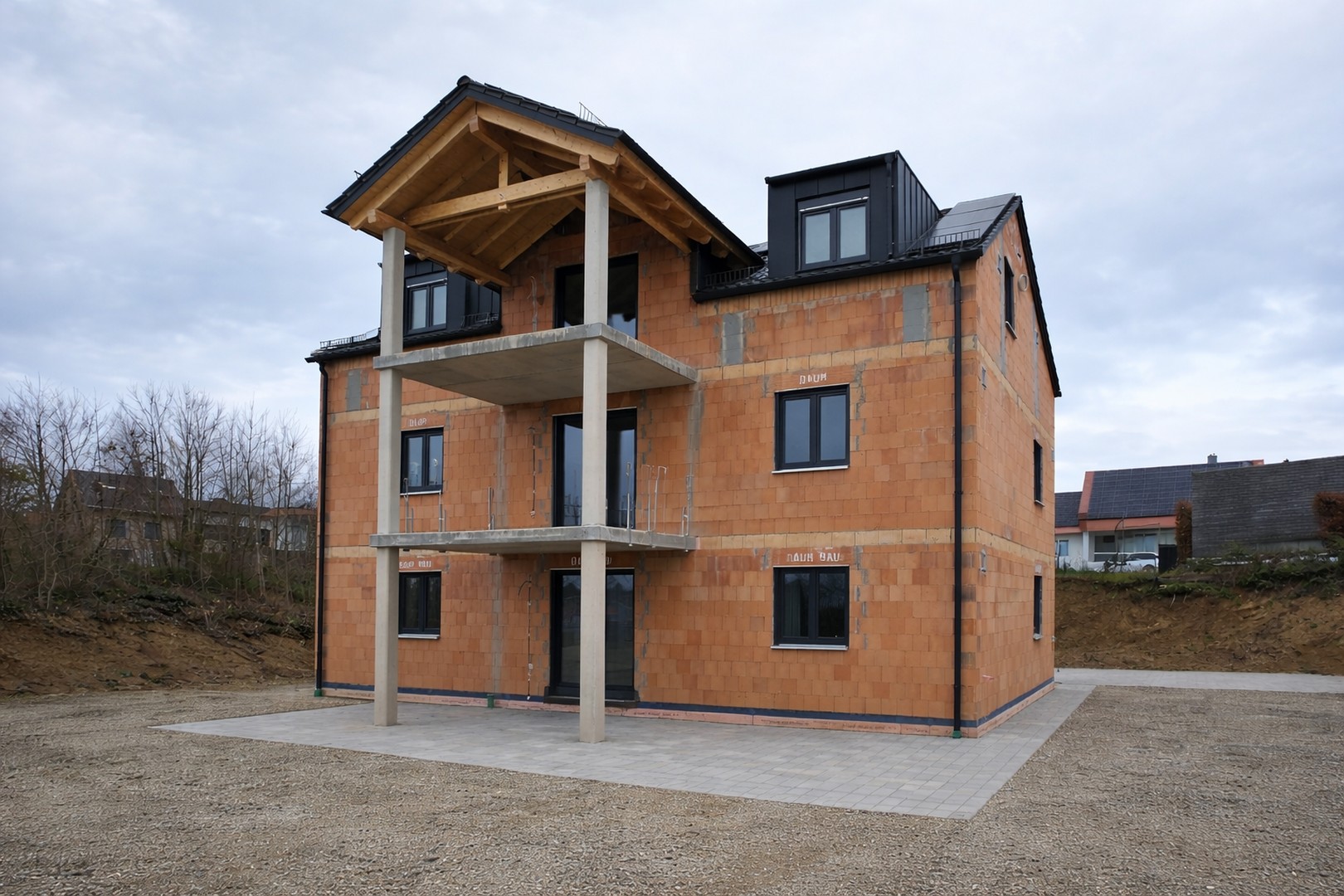 Property thumbnail 2