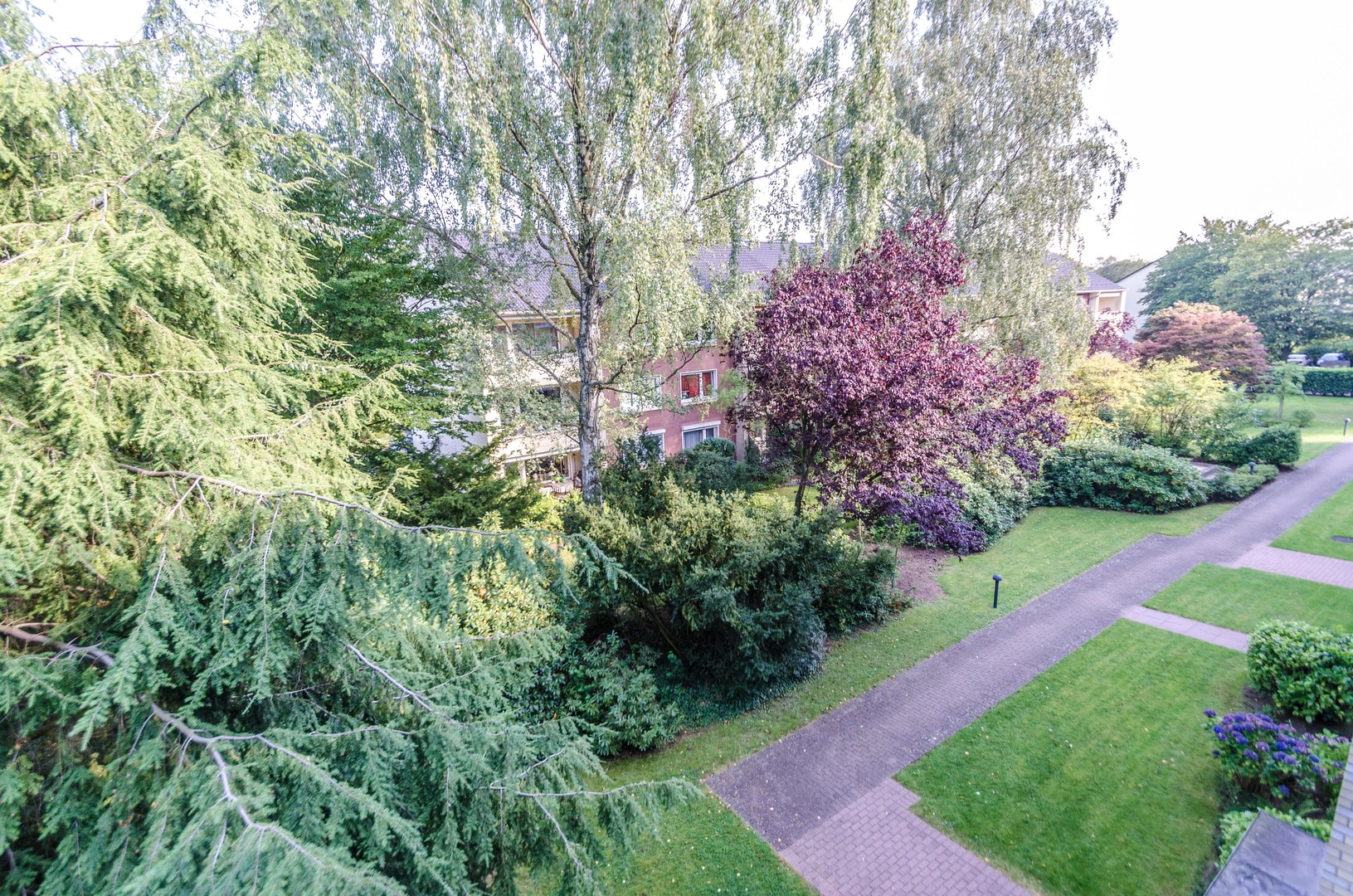 Property thumbnail 2