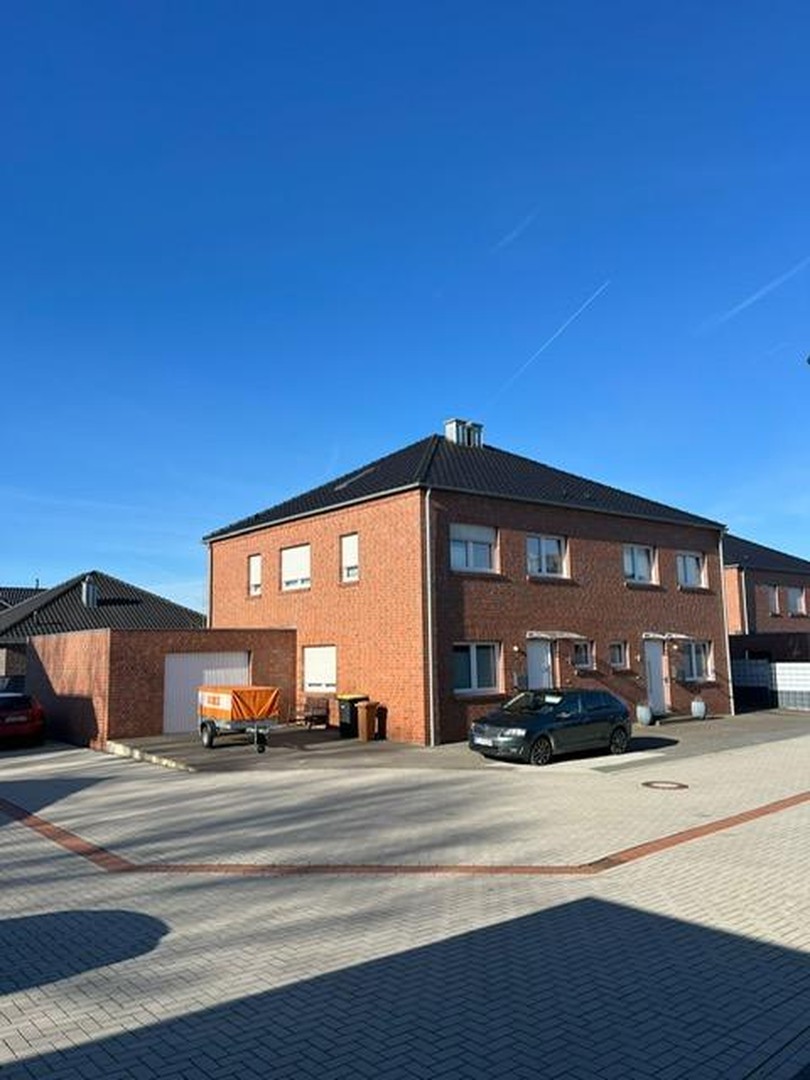 Property thumbnail 3