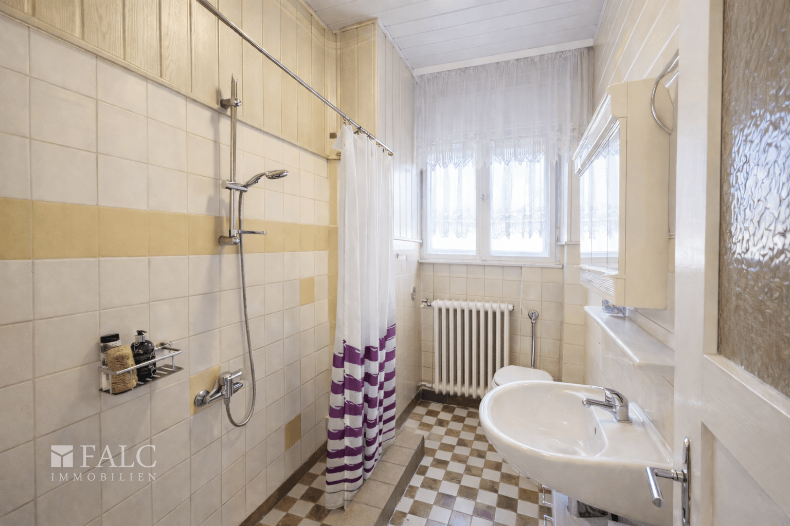 Property thumbnail 7