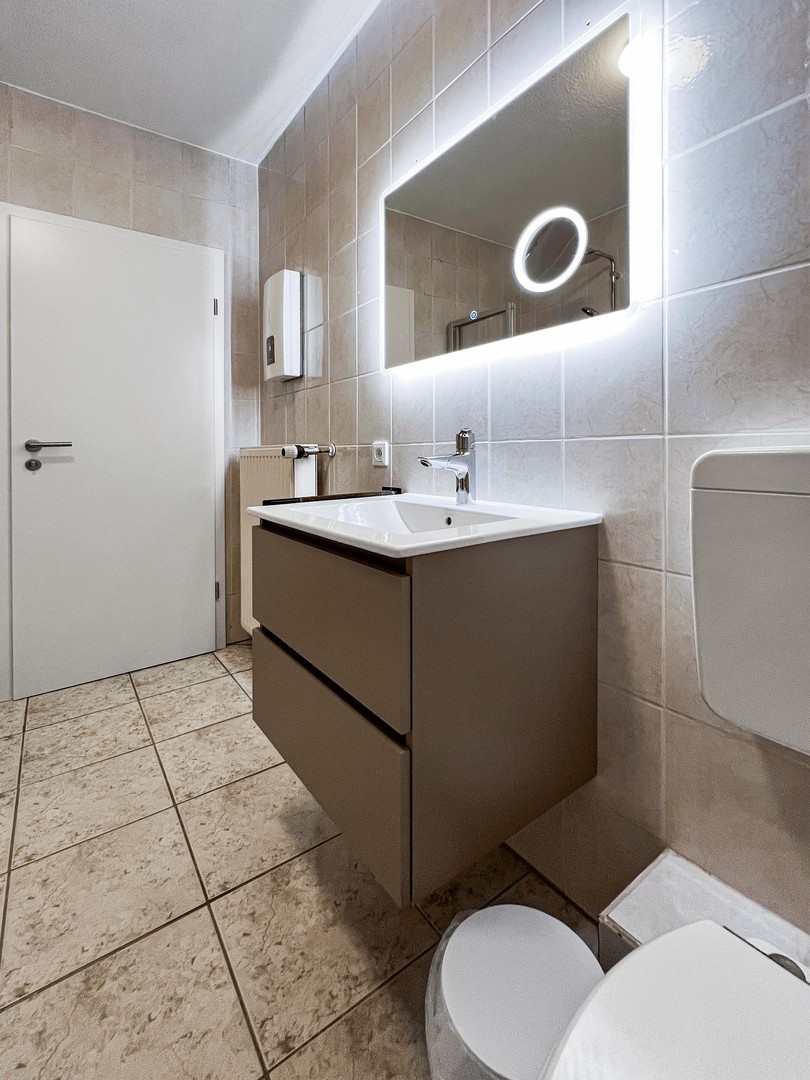 Property thumbnail 7