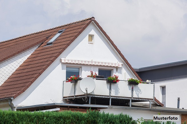 DG-Wohnung mit Terrasse