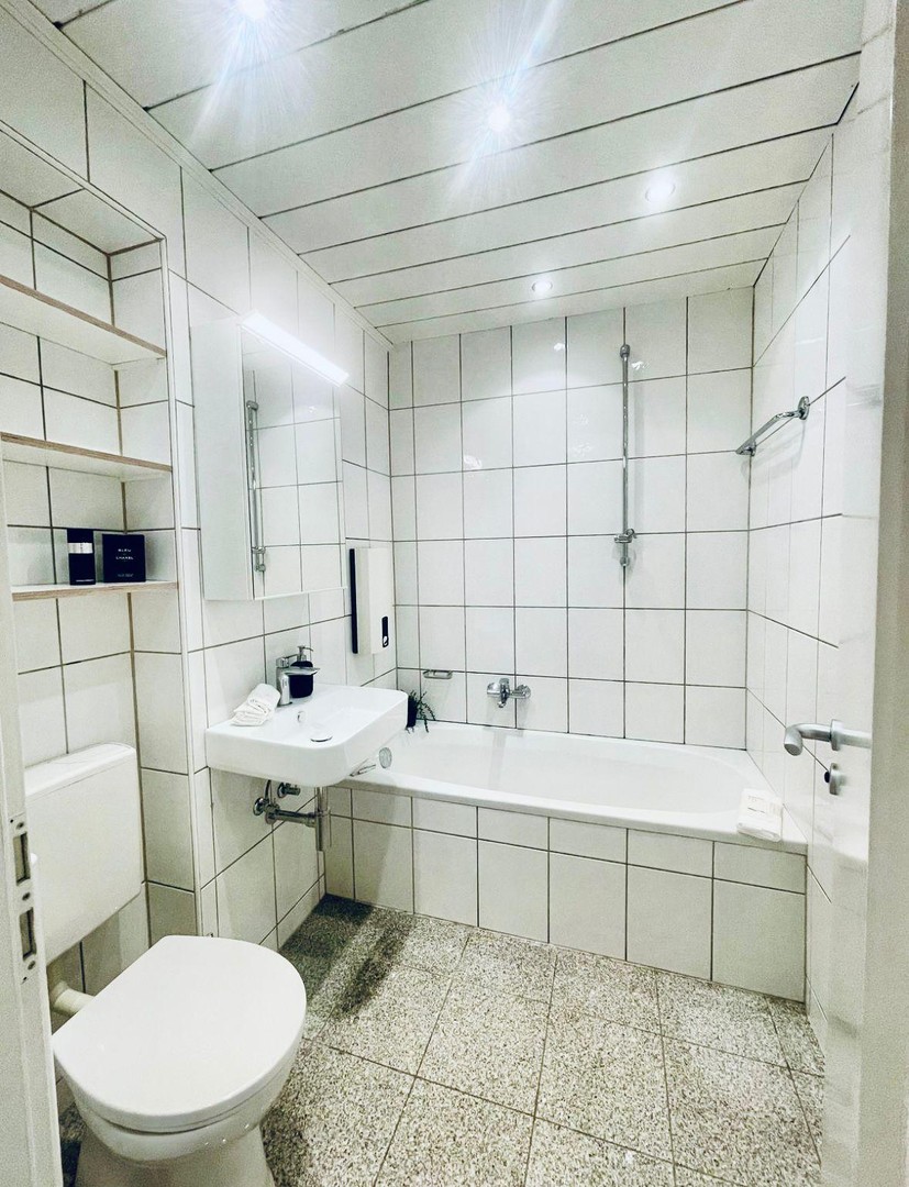 Property thumbnail 9