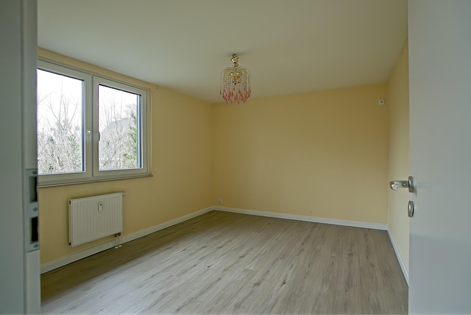 Property thumbnail 6