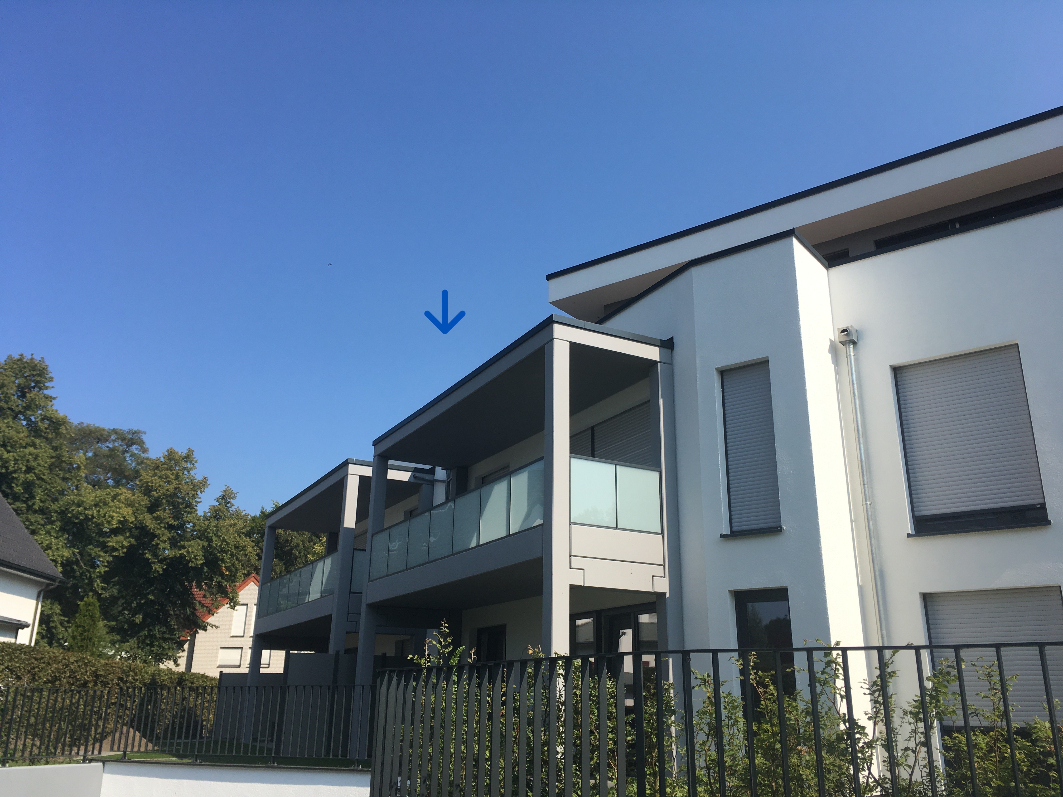 Wunderschöne großz. 2 Zi.-Whg. off. Auft. Bj. 2019 EBK gr. Balkon TG 33332 GT-Innenstadt